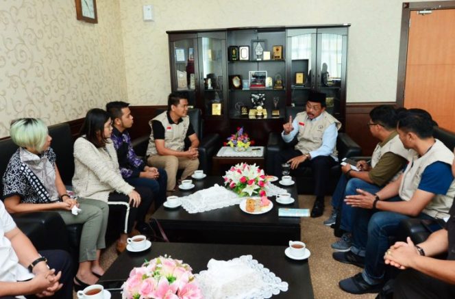 
					Gubernur Kepri Betemu Tim Expedisi APPSI