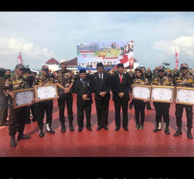 
					Para Satgas Relawan Ketua KB FKPPI Kepri Bersama Gubenur,Wakil Gubernur Dan Sekda