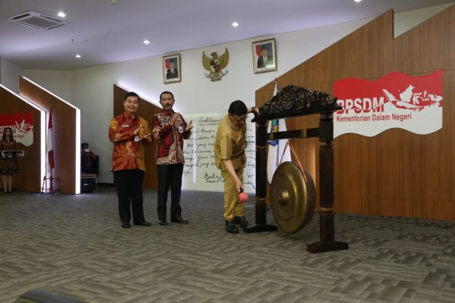 
					Mendagri Membuka Pelatihan Kepala Daerah dan Ketua DPRD Se-Indonesia