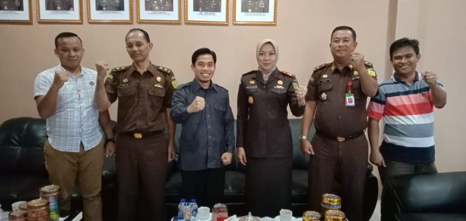 
					Bawaslu dan Kejari Perkuat Sentra Gakkumdu