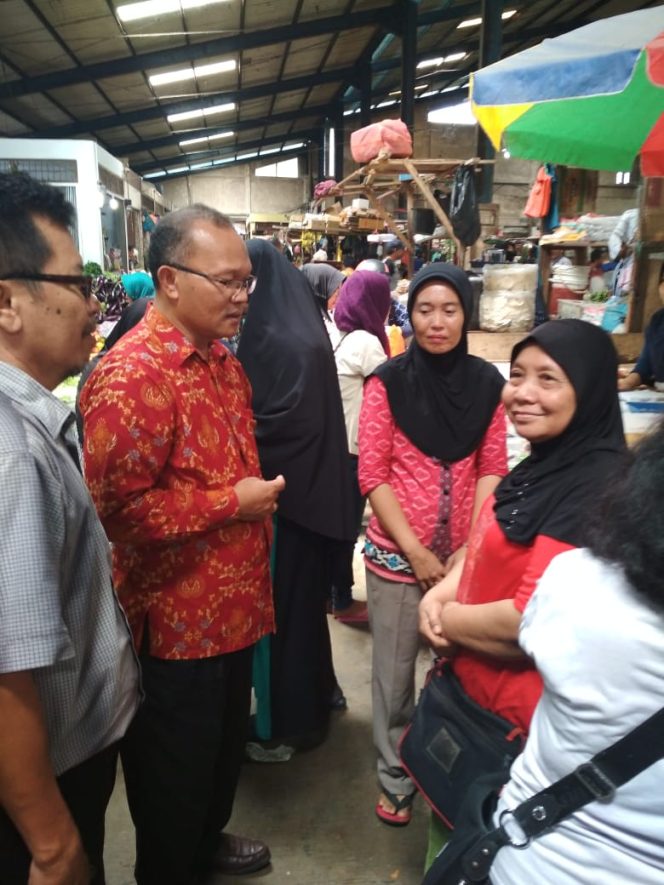 
					Anggota DPRD Tanjungpinang, dari komisi l Petrus Sitohang. 