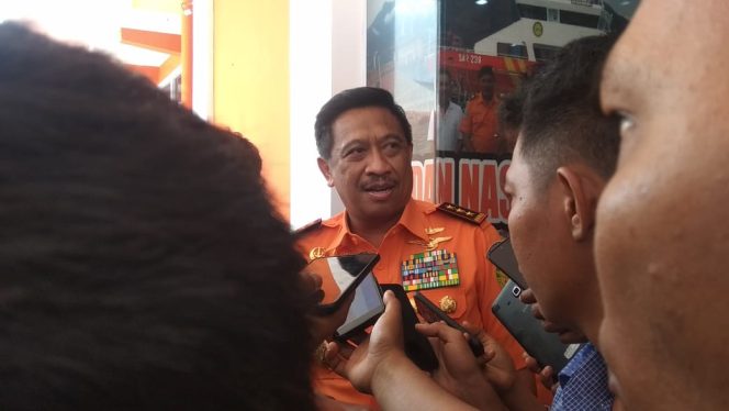 
					KA Basarnas RI, Marsekal Madya TNI Bagus Puruhito, saat melakukan kunjungan kerja di Kantor Basarnas Tanjungpinang.