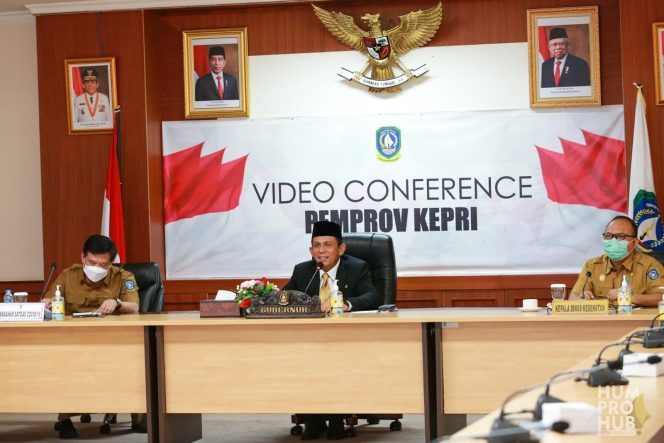 
					Gubernur Ansar Pimpin Rapat Bahas Penanganan Karantina PMI di Batam