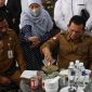 Gubernur Ansar Tinjau Langsung Pusat Sterilisasi Produk Makanan di Batam Center