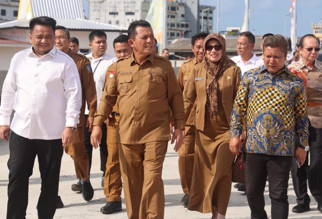 
					Peresmian penggunaan jalan integrasi dermaga Pelantar I dan Pelantar II Pelabuhan Kuala Riau Tanjungpinang.
