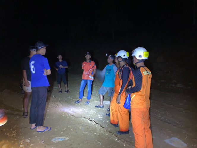 
					Tim SAR Lakukan Persiapan Pencarian Terhadap Seorang Nelayan Jemaja Yang Hilang Saat Memancing. 