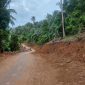 Tuai Protes, Pengerjaan Jalan Lingkar Serasan Serobot Tanah Warga