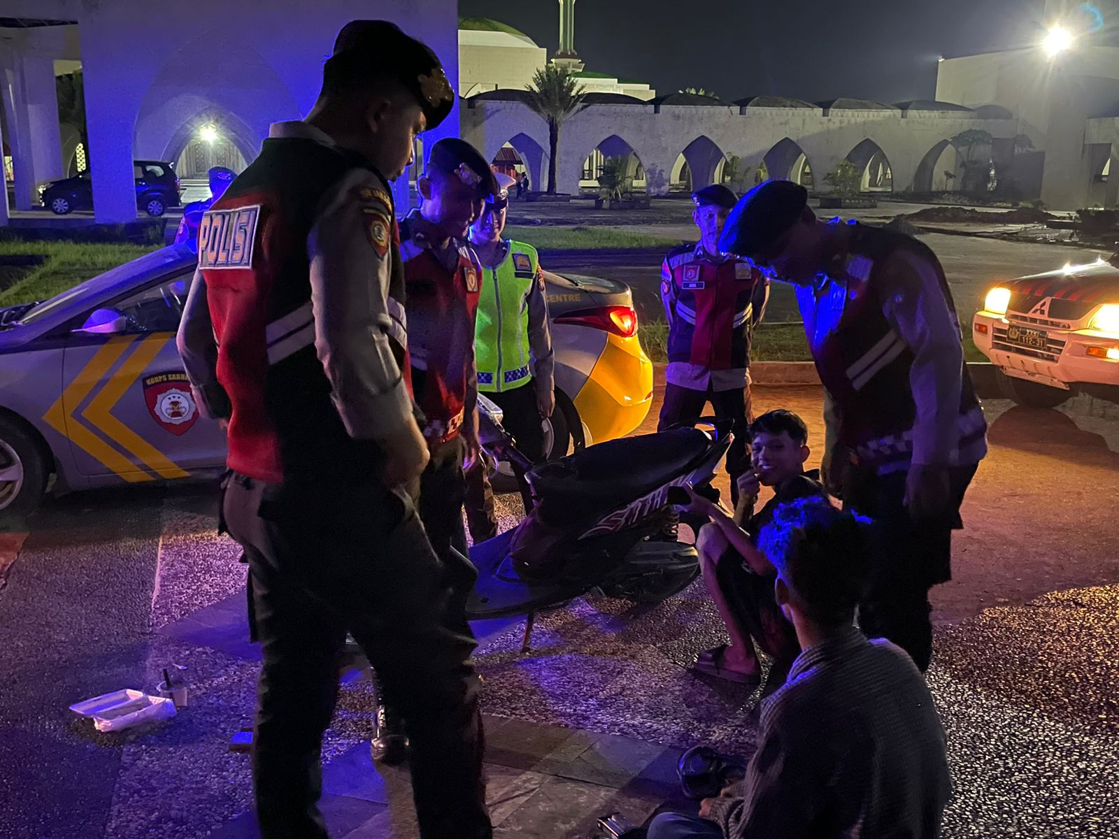 Beri Rasa Aman, Polres Natuna Kembali Patroli Rutin Malam Minggu Beri Rasa Aman, Polres Natuna Kembali Patroli Rutin Malam Minggu