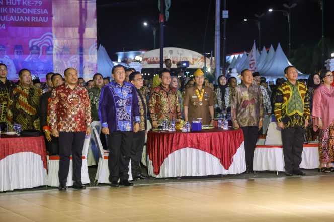 
					Gubernur Kepri saat hadiri kegiatan ramah tamah, Sabtu, 17/8/2024 (Diskominfo Kepri)