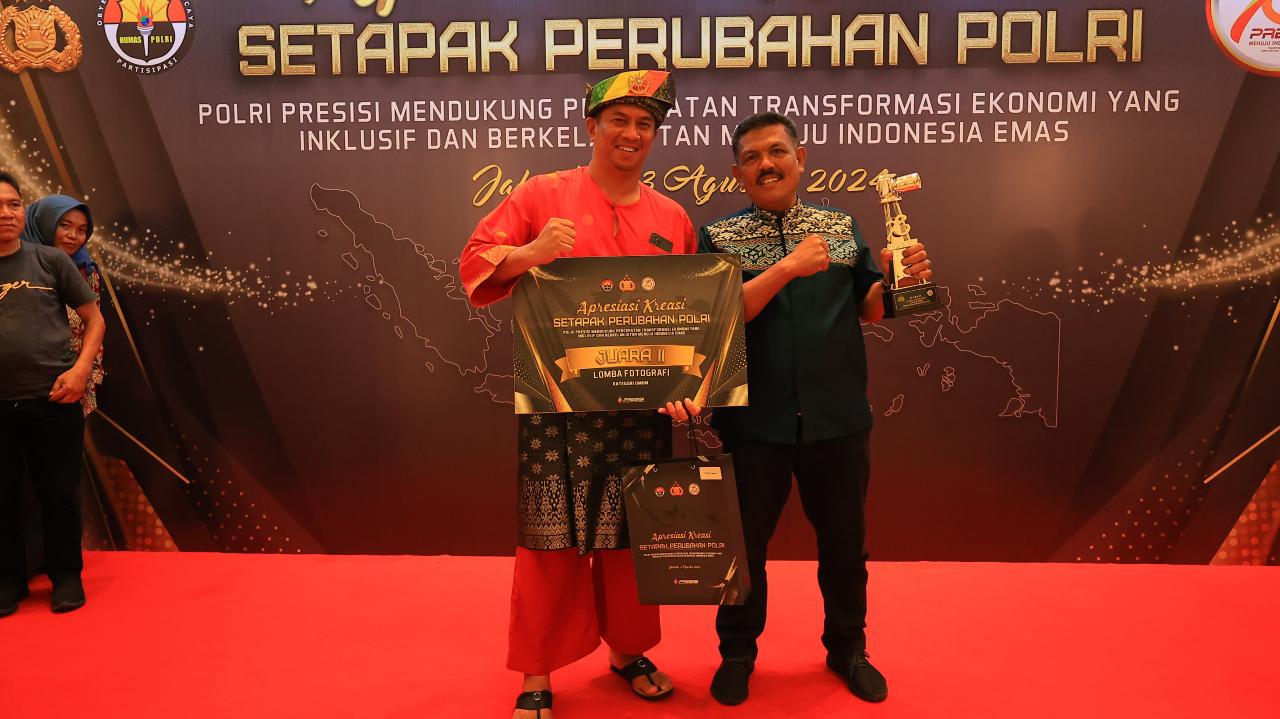 Polda Kepri sukses meraih Juara 2 dalam Kategori Umum Lomba Fotografi Polda Kepri sukses meraih Juara 2 dalam Kategori Umum Lomba Fotografi