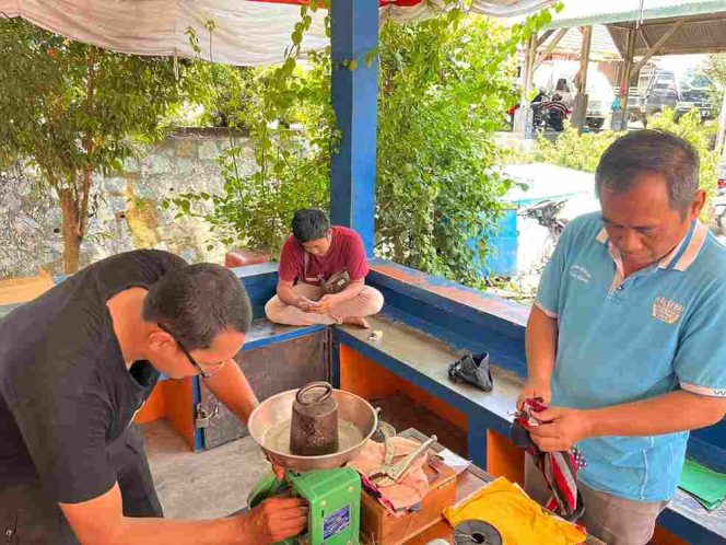 
					Saat dilakukan Tera Ulang Timbangan di Pasar Bincen,  Sabtu (7/9/2024)-Diskominfo Tanjungpinang