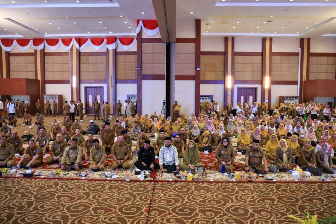 
					Foto suasana acara Tablig Akbar Sempena Peringatan HUT Korpri ke-53, Senin (25/11/2024)-Diskominfo Kepri