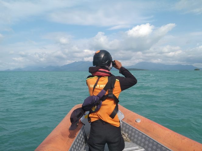 
					Basarnas saat melakukan pencarian, Kamis (02/01/2025)-Istimewa