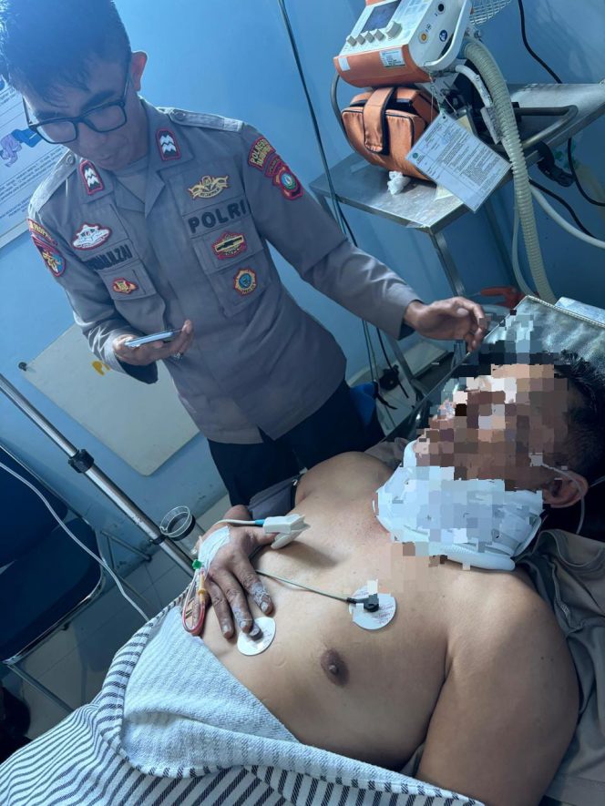 
					Anggota Satlantas Polresta Tanjungpinang bernama Werry Wilson Marbun saat mendapat perawatan intensif. di RSAL, Sabtu (4/1/2025)-Istimewa
