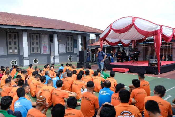 Suasana Rutan Tanjungpinang saat menggelar acara hiburan untuk wbp, Sabtu (04/01/2025)-Rutan Tanjungpinang