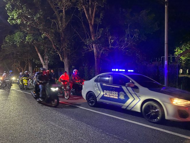 
					Polresta Tanjungpinang Laksanakan Patroli Cegah Aksi Balap Liar (Humas Polresta Tanjungpinang)