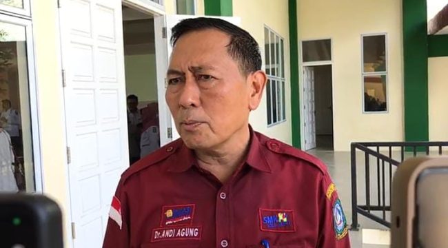 Kepala Dinas Pendidikan Provinsi Kepulauan Riau, Andi Agung saat diwawancara (Nzl)