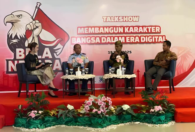 Keterangan Foto: Kepala Dinas Komunikasi dan Informatika (Diskominfo) Kota Tanjungpinang, Teguh Susanto, saat menjadi narasumber acara talkshow Bela Negara dengan tema “Membangun Karakter Bangsa Dalam Era Digital, di Ruang America Lt.1 CK Hotel dan Convention Tanjungpinang, Kamis (19/06/2025), (Diskominfo Tanjungpinang).