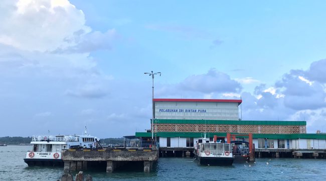 Suasana Pelabuhan Sri Bintan Pura, (Nzl)