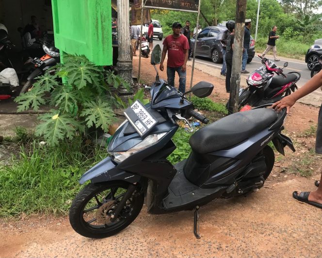 
					Laka Lantas di KM 8 Tanjungpinang Libatkan 3 Sepeda Motor