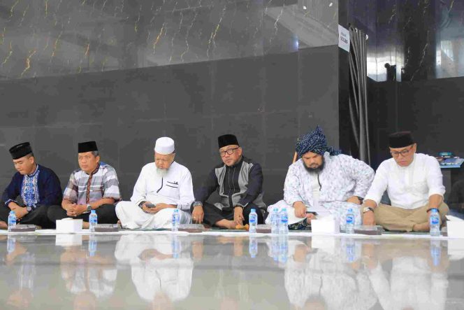 Keterangan Foto: Wali Kota Tanjungpinang, Lis Darmansyah, saat hadir dalam acara peringatan Tahun Baru Islam 1 Muharram 1447 Hijriah bersama masyarakat di Masjid Baiturrahman, Jalan Sei Jang, Minggu (29/06/2025), (Diskominfo Tanjungpinang).