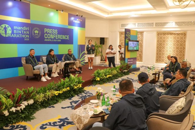 Keterangan Foto: Sekretaris Daerah Kabupaten Bintan, Ronny Kartika saat mengikuti Press Conference, Rabu (02/07/2025) di Mandiri Club, Jakarta Selatan.
