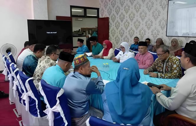 Keterangan Foto: Proses seleksi dan pemberian pengumuman Bukit Cermin ditetapkan sebagai wakil Provinsi Kepri dalam ajang Lomba Kelurahan Tingkat Regional, (Diskominfo Tanjungpinang).