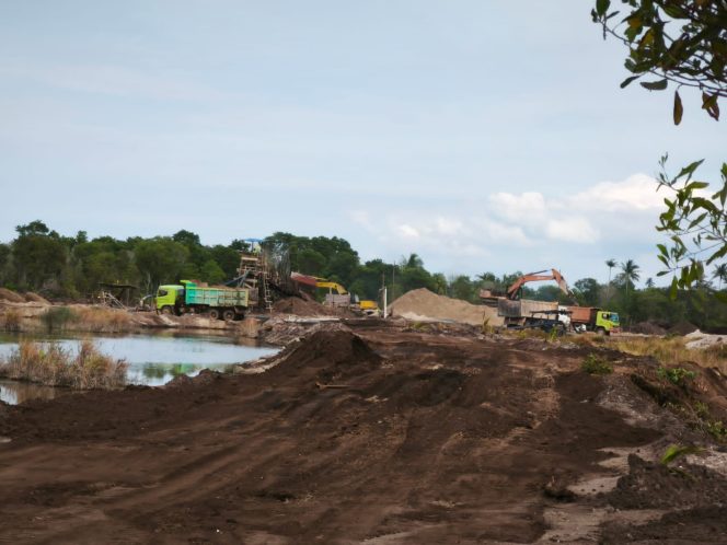 Aktifitas pertambangan milik PT SPP yang memiliki izin. (Nzl)