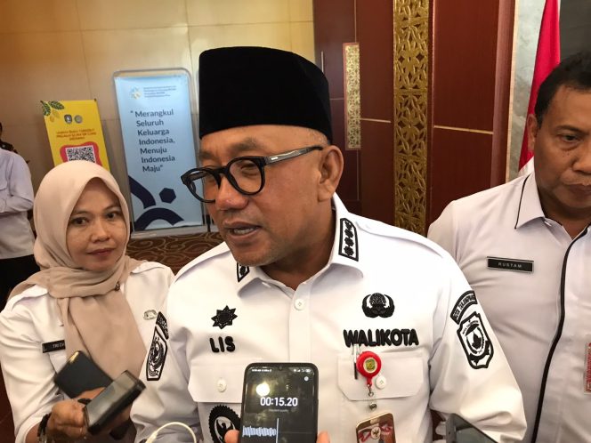 Wali Kota Tanjungpinang, Lis Darmansyah saat diwawancarai awak media,  Rabu (16/7/2025). (Nz)