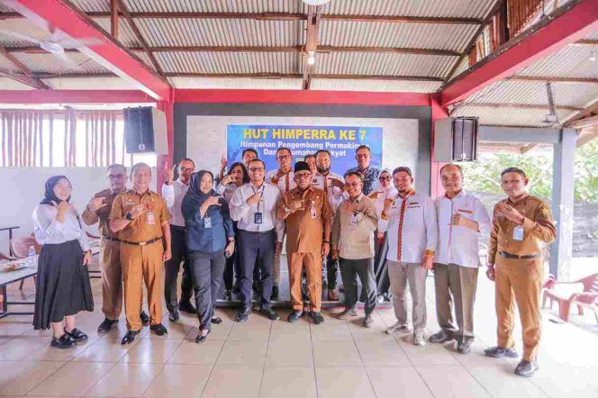 
					Wali Kota Tanjungpinang, saat foto bersama, Senin (25/8/2025). (Diskominfo Kota Tanjungpinang)

