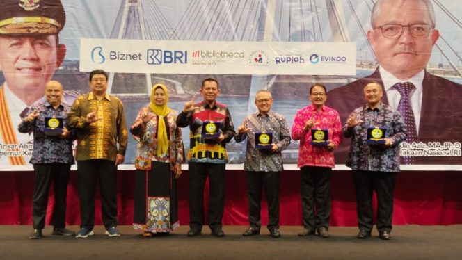 
					Gubernur Kepri Buka Kongres IPI di Batam, Tekankan Pentingnya Literasi di Era Digital