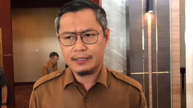 
					Sekretaris Daerah Kota Tanjungpinang,  Zulhidayat  saat diwawancarai awak mwdia, Senin (15/9/2025). (Nzl)