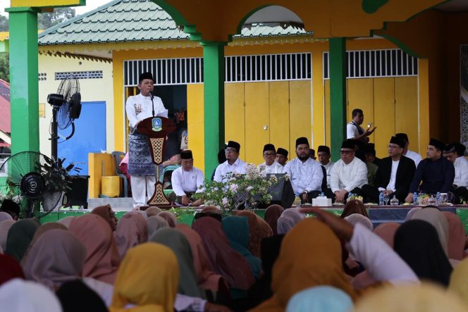 
					Gubernur Kepri, Ansar Ahmad saat menyampaikan kata sambutan gelaran Maulid Nabi Muhammad SAW, di Pulau Penyengat, Tanjungpinang,  Jum'at (05/9/2025). (Diskominfo Kepri)