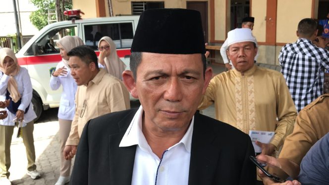 
					Gubernur Kepri, Ansar Ahmad saat diwawancarai awak media, Senin (20/10/2025). (Nzl)