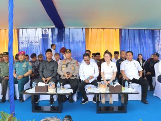 Kapolda Kepri, Irjen Pol. Asep Safrudin, saat menghadiri Upacara dan Syukuran Hari Bakti BP Batam ke-54 Tahun 2025, di Lapangan Parkir BP Batam, Minggu (26/10/2025). (Humas Polda Kepri)