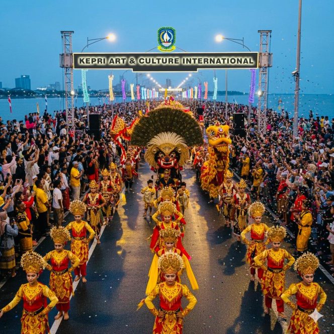 
					Suasana Penampilan Tari. (Diskominfo Kepri)