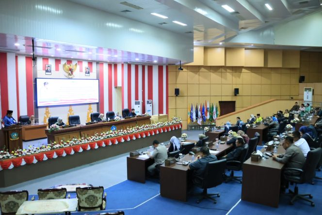 
					Suasana rapat Paripurna DPRD Bintan.(Foto : Humpro Pemkab Bintan)
