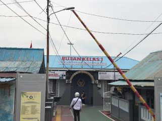 Suasana Halaman Rutan Kelas I Tanjungpinang. Rabu (05/11/2025). (Nuzli Rhamadhani) 