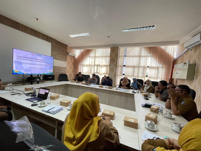 
					Dinas Penanaman Modal dan Pelayanan Terpadu Satu Pintu Provinsi (DPMPTSP) Jawa Timur berkunjung ke Kepulauan Riau (Kepri). Kunjungan tersebut menyambangi DPMPTSP Kepri. Bertempat di Kantor DPMPTS Kepri, Dompak Tanjungpinang, (7/10/2025).