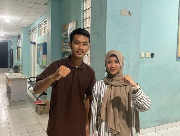 Paslon 01, Andika dan Dinda Rolisti menang pada pemilihan Badan Eksekutif Mahasiswa, Senin (01/12/2025). (Nuzli Rhamadhani)