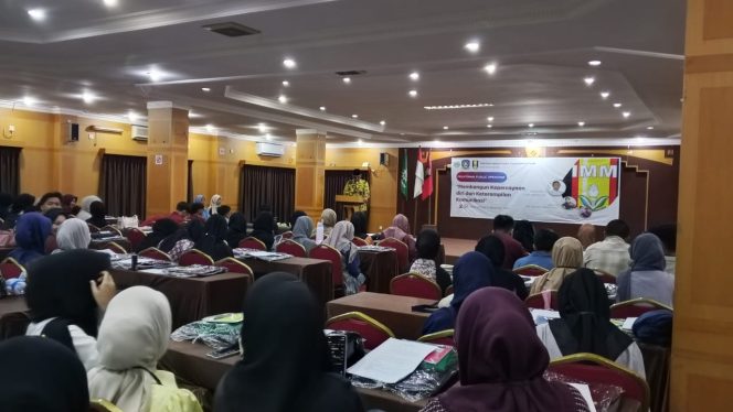 
					Suasana pelatihan public speaking yang digelar oleh IMM Tanjungpinang, diikuti 130 mahasiswa di Tanjungpinang.(Foto : IMM Tanjungpinang)
