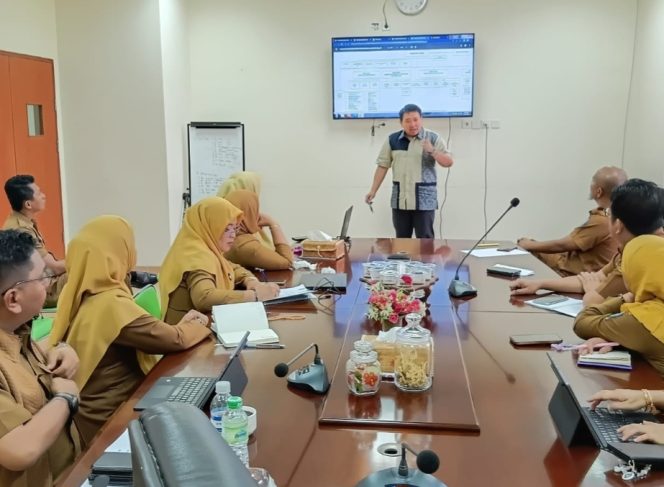 
					Bimtek Tata Kelola Rumah Sakit Bersama RSUP Dr Hasan Sadikin Bandung digelar RSUD Raja Ahmad Tabib, Selasa (13/1/2026).(Sumber: Informasi dan Pemasaran RSUD RAT)