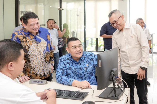 
					Wamen Ossy saat mengunjungi Kantah Kabupaten Pasuruan, Minggu (01/02/2026).F-Humas Kementrian ATR/BPN