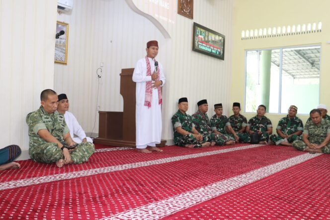 
					Kodim 0315/Tanjungpinang menggelar kegiatan Peringatan Nuzulul Qur’an yang dilaksanakan di Masjid Al Abror Komplek Asrama Militer (Asmil) Kodim 0315/Tanjungpinang, Jumat (6/3/2026). F-Kodim 0315