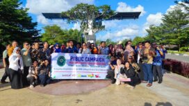 Jajaran Pengadilan Negeri (PN) Tanjungpinang menunjukkan komitmen nyata dalam menjaga marwah lembaga ini dengan turun ke jalan sembari Kampanyekan Zona Integritas (ZI) sebagai langkah konkret mewujudkan Wilayah Birokrasi Bersih dan Melayani (WBBM), Kamis (12/03). F- Humas PN Tanjungpinang