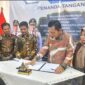 menandatangani Perjanjian Pemberian Pinjaman Daerah dengan Bank Pembangunan Daerah Jawa Barat dan Banten (Bank BJB) di Ruang VIP Pelabuhan Punggur, Batam, Kamis (5/3/2026).