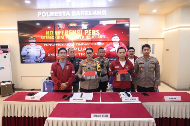 
					Calo Tiket di Pelabuhan Punggur Berhasil diciduk Tim Satgas Gakkum Seligi Ketupat Polresta Barelang