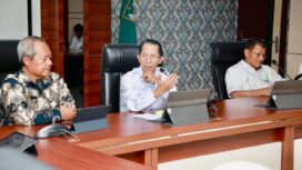 Wali Kota Batam, Amsakar Achmad, menghadiri Entry Meeting Evaluasi Perencanaan dan Penganggaran Tahun Anggaran 2026 bersama BPKP Kepri di Kantor Wali Kota Batam, Rabu (11/3/2026)./F:Diskominfo Batam