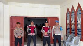 Personil Polres Kepulauan Anambas saat melakukan pengamanan ibadah Jumat Agung umat kristiani, Jumat (03/04) F-Humas Polres Kepulauan Anambas 