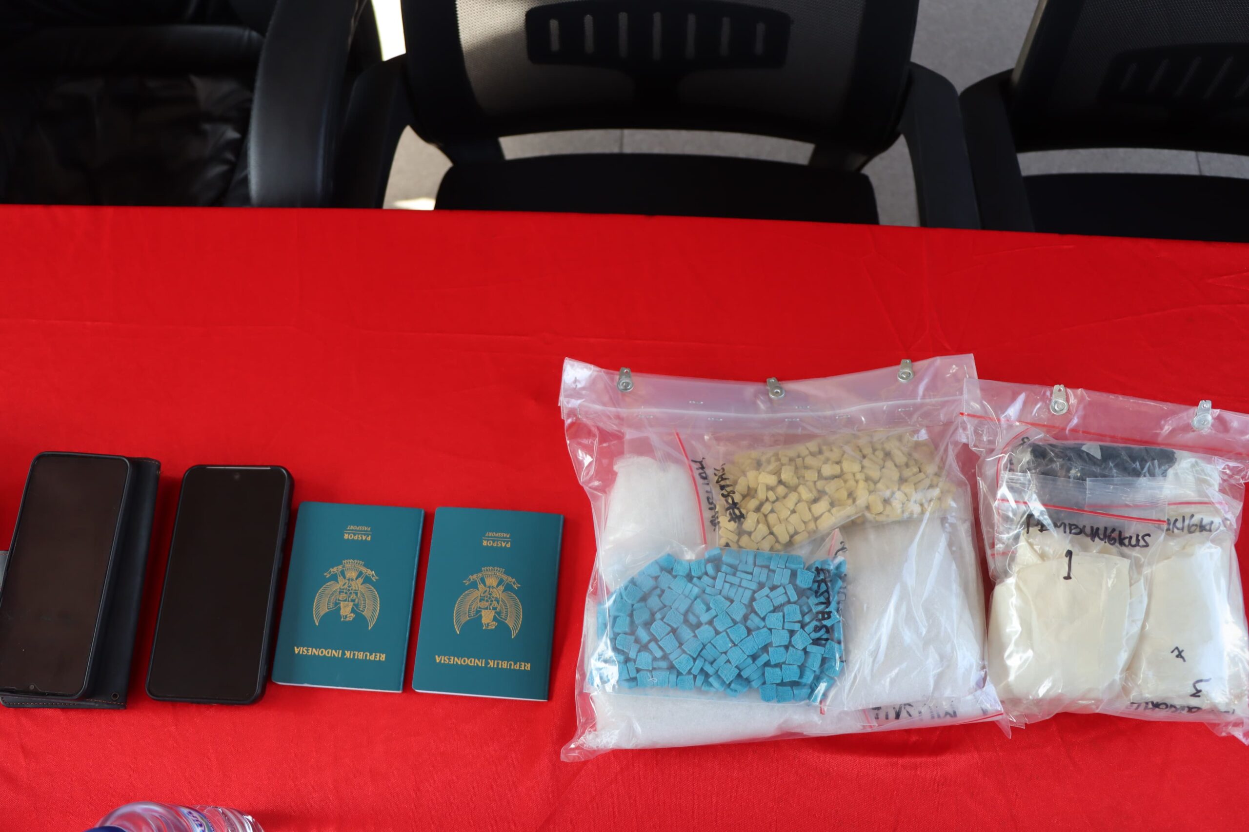 Ekstasi sebanyak seribu butir 